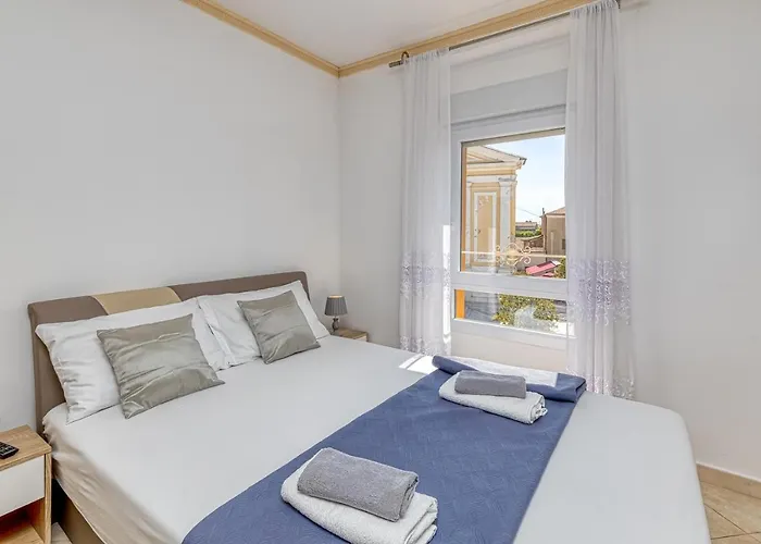 On Liberty Square 3*