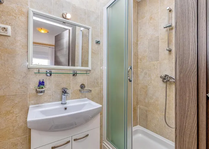 On Liberty Square 3*