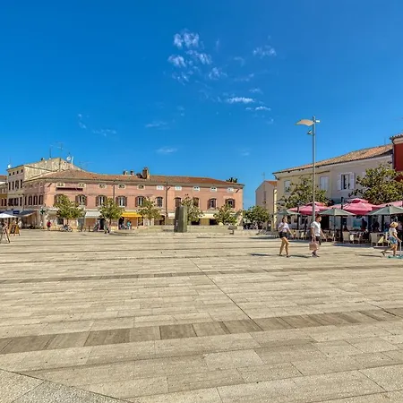 On Liberty Square 3*