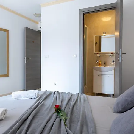 On Liberty Square 3*