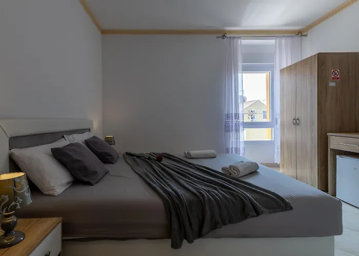 On Liberty Square Guest house 3*