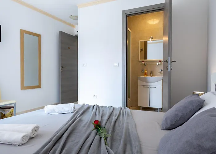 On Liberty Square 3*