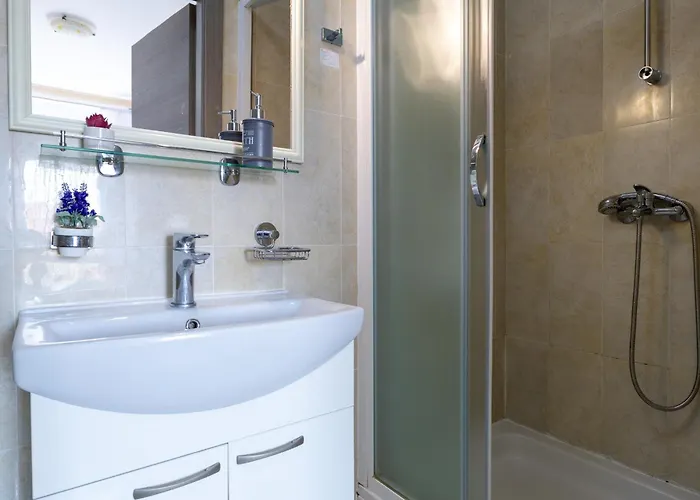 On Liberty Square Guest house 3*